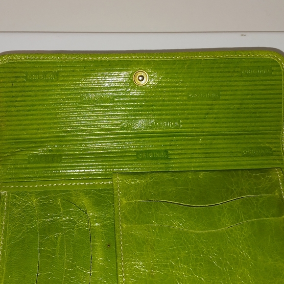 Original Leather Trifold Wallet EUC - Picture 10 of 11